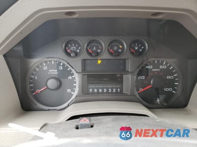 Zdjęcie 8 z 10 samochodu: 2008 FORD F450 SUPER DUTY VIN:1FDXW47R08EC44329 - miniatura