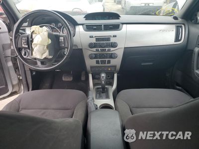 Zdjęcie 8 z 13 samochodu: 2011 FORD FOCUS SES VIN:1FAHP3GN0BW121554 - miniatura