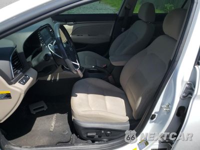 Zdjęcie 7 z 14 samochodu: 2017 HYUNDAI ELANTRA SE VIN:5NPD84LF9HH175413 - miniatura
