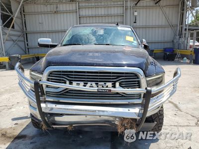 Piąte zdjęcie samochodu w środku: 2015 RAM 2500 LARAMIE VIN:3C6UR5NL6FG538611 - miniatura