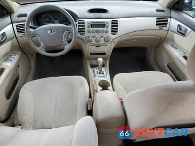 Zdjęcie 8 z 14 samochodu: 2008 KIA OPTIMA LX VIN:KNAGE123385199943 - miniatura