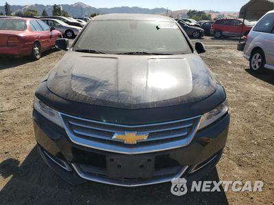 Piąte zdjęcie samochodu w środku: 2017 CHEVROLET IMPALA LT VIN:2G1105S35H9177694 - miniatura