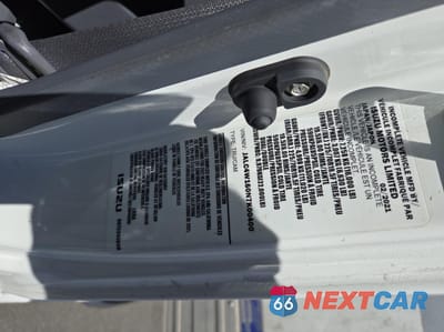 Zdjęcie 10 z 10 samochodu: 2022 ISUZU NPR XD VIN:JALC4W160N7K00400 - miniatura