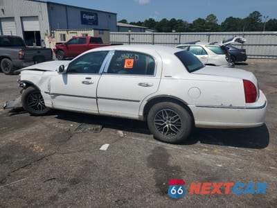 Drugie zdjęcie samochodu z przodu: 2006 LINCOLN TOWN CAR SIGNATURE VIN:1LNHM81W46Y615939 - miniatura