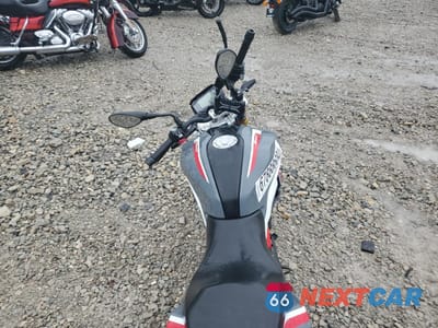 Zdjęcie 6 z 10 samochodu: 2022 BMW G310 R VIN:WB30G4300NRA33251 - miniatura