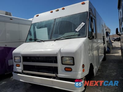 2001 FORD ECONOLINE E450 SUPER DUTY COMMERCIAL STRIPPED CHASSIS 1FCLE49L21HB26009 - główne zdjęcie licytacji z USA - miniatura