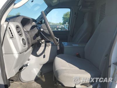 Zdjęcie 7 z 13 samochodu: 2011 FORD ECONOLINE E150 VAN VIN:1FTNE1EW0BDA61743 - miniatura