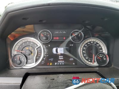 Zdjęcie 9 z 12 samochodu: 2013 RAM 2500 LARAMIE VIN:3C6UR5NL6DG547581 - miniatura