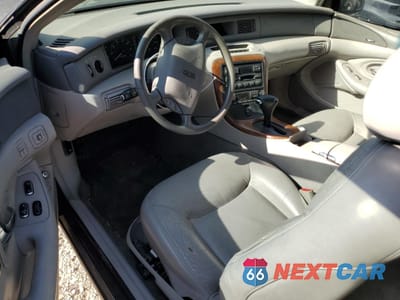 Zdjęcie 8 z 12 samochodu: 1995 LINCOLN MARK VIII VIN:1LNFM91V2WY629049 - miniatura