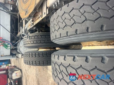 Zdjęcie 7 z 8 samochodu: 2003 VOLVO VN VNM VIN:4V4MC9GG53N343690 - miniatura