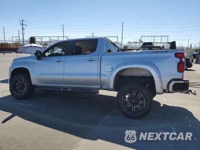 Drugie zdjęcie samochodu z przodu: 2021 CHEVROLET SILVERADO K1500 LT VIN:1GCUYDED6MZ244668 - miniatura