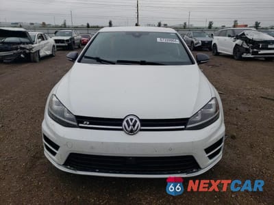 Piąte zdjęcie samochodu w środku: 2017 VOLKSWAGEN GOLF R VIN:WVWVF7AU4HW185273 - miniatura