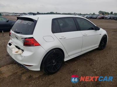 Trzecie zdjęcie samochodu z tyłu: 2017 VOLKSWAGEN GOLF R VIN:WVWVF7AU4HW185273 - miniatura