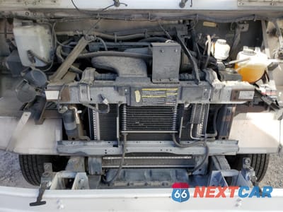 Zdjęcie 11 z 12 samochodu: 2001 FORD ECONOLINE E450 SUPER DUTY COMMERCIAL STRIPPED CHASSIS VIN:1FCLE49L21HB26009 - miniatura