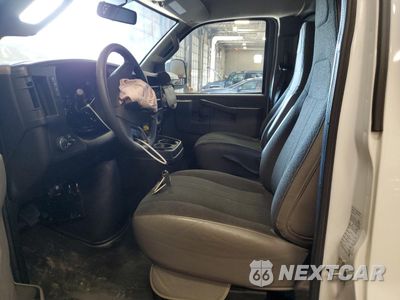 Zdjęcie 7 z 13 samochodu: 2022 CHEVROLET EXPRESS G2500 VIN:1GCWGAF71N1227568 - miniatura