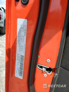 Zdjęcie 13 z 13 samochodu: 2016 DODGE CHARGER SRT 392 VIN:2C3CDXEJ6GH302933 - miniatura