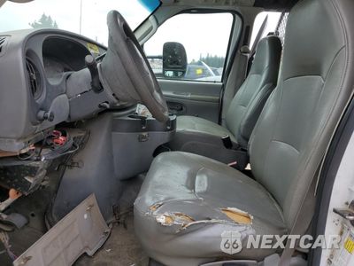Zdjęcie 7 z 13 samochodu: 2008 FORD ECONOLINE E350 SUPER DUTY VAN VIN:1FTSE34L78DA68848 - miniatura
