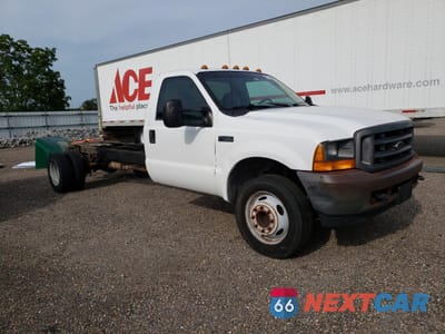 Czwarte zdjęcie samochodu z boku: 2001 FORD F450 SUPER DUTY VIN:1FDXF46F51EB22093 - miniatura