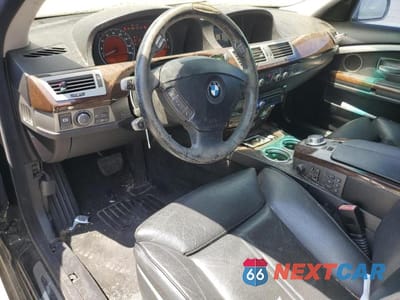 Zdjęcie 8 z 12 samochodu: 2006 BMW 750 LI VIN:WBAHN83586DT32292 - miniatura