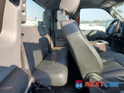 Zdjęcie 6 z 10 samochodu: 2013 FORD F450 SUPER DUTY VIN:1FD0X4GT7DEB80312 - miniatura
