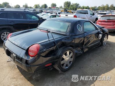 Trzecie zdjęcie samochodu z tyłu: 2002 FORD THUNDERBIRD VIN:1FAHP60A22Y107619 - miniatura