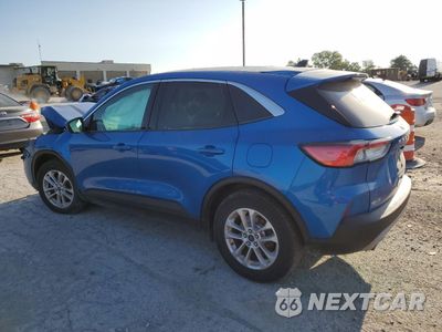 Drugie zdjęcie samochodu z przodu: 2020 FORD ESCAPE SE VIN:1FMCU0G62LUC15643 - miniatura