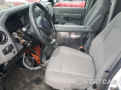 Zdjęcie 7 z 12 samochodu: 2022 FORD ECONOLINE E450 SUPER DUTY CUTAWAY VAN VIN:1FDWE4FK9NDC00463 - miniatura