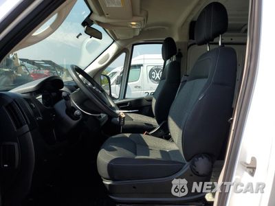 Zdjęcie 7 z 14 samochodu: 2021 RAM PROMASTER 1500 1500 STANDARD VIN:3C6LRVAG8ME559392 - miniatura