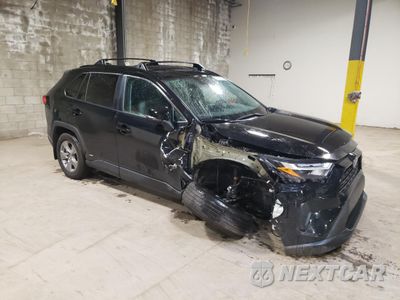 Czwarte zdjęcie samochodu z boku: 2022 TOYOTA RAV4 XLE VIN:4T3RWRFV5NU067760 - miniatura