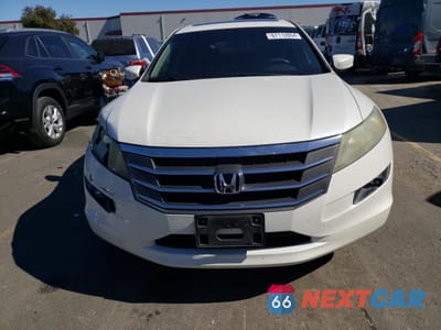 Piąte zdjęcie samochodu w środku: 2011 HONDA ACCORD CROSSTOUR EX VIN:5J6TF1H3XBL002298 - miniatura