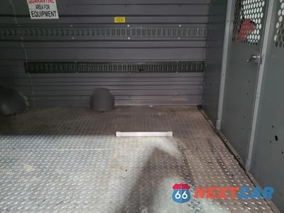 Zdjęcie 10 z 12 samochodu: 2003 CHEVROLET EXPRESS G2500 VIN:1GCFG29T331148026 - miniatura