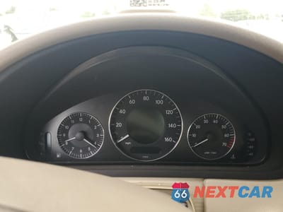 Zdjęcie 9 z 14 samochodu: 2006 MERCEDES-BENZ CLK 350 VIN:WDBTJ56H36F192927 - miniatura