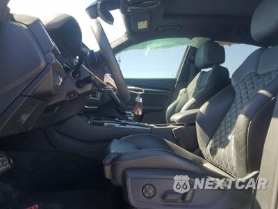 Zdjęcie 7 z 14 samochodu: 2021 AUDI SQ5 PRESTIGE VIN:WA1C4AFY0M2017650 - miniatura