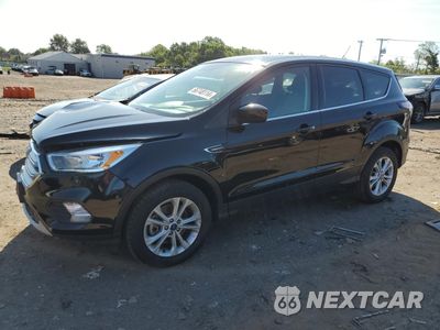 2017 FORD ESCAPE SE 1FMCU9GD4HUF00595 - główne zdjęcie licytacji z USA - miniatura