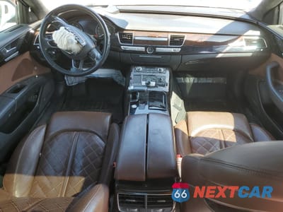 Zdjęcie 8 z 12 samochodu: 2018 AUDI A8 L QUATTRO VIN:WAU43AFD6JN000644 - miniatura