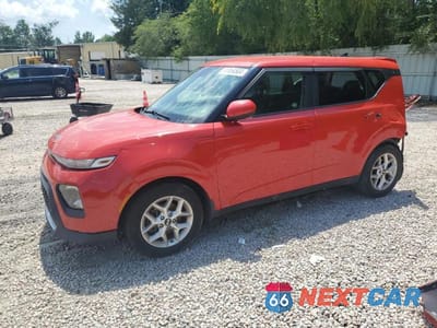2020 KIA SOUL LX KNDJ23AU8L7042803 - główne zdjęcie licytacji z USA - miniatura