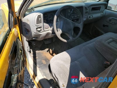 Zdjęcie 8 z 13 samochodu: 2000 GMC SIERRA C3500 VIN:1GDHC33F1YF485751 - miniatura