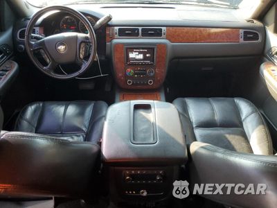 Zdjęcie 8 z 15 samochodu: 2007 CHEVROLET TAHOE K1500 VIN:1GNFK13067J370399 - miniatura
