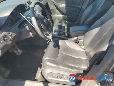 Zdjęcie 7 z 13 samochodu: 2010 VOLKSWAGEN PASSAT 2.0T VIN:WVWAK9AN9AE110983 - miniatura