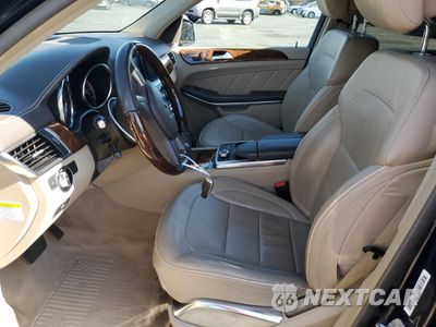 Zdjęcie 7 z 13 samochodu: 2013 MERCEDES-BENZ GL 550 4MATIC VIN:4JGDF7DE5DA200978 - miniatura