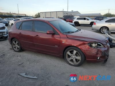 Czwarte zdjęcie samochodu z boku: 2006 MAZDA 3 HATCHBACK VIN:JM1BK144061436131 - miniatura