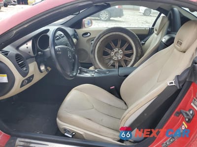 Zdjęcie 7 z 12 samochodu: 2005 MERCEDES-BENZ SLK 350 VIN:WDBWK56F45F053896 - miniatura