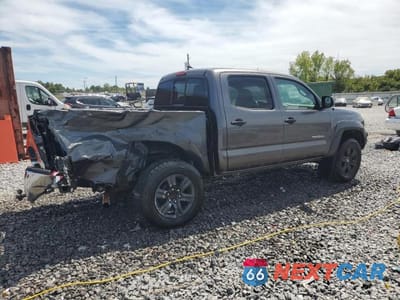 Trzecie zdjęcie samochodu z tyłu: 2015 TOYOTA TACOMA PRERUNNER V6 VIN:5TFJU4GN0FX080269 - miniatura