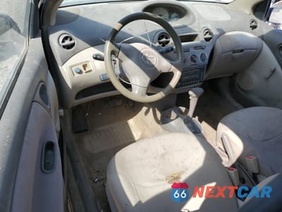 Zdjęcie 8 z 14 samochodu: 2003 TOYOTA ECHO VIN:JTDAT123930270258 - miniatura