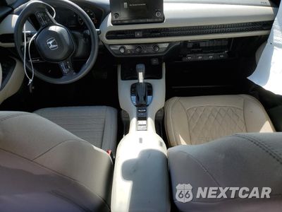 Zdjęcie 8 z 14 samochodu: 2025 HONDA HR-V LX VIN:3CZRZ2H3XSM726644 - miniatura