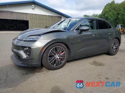2025 PORSCHE MACAN 4S WP1AB2XA3SL152425 - główne zdjęcie licytacji z USA - miniatura