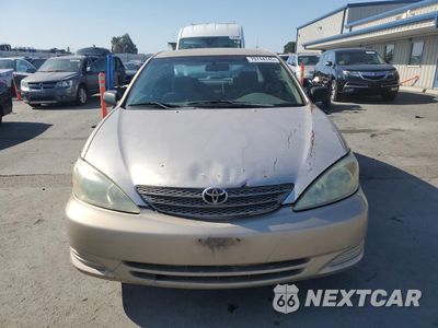 Piąte zdjęcie samochodu w środku: 2002 TOYOTA CAMRY LE VIN:4T1BF32K42U026454 - miniatura