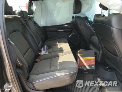 Zdjęcie 10 z 12 samochodu: 2023 RAM 1500 LARAMIE VIN:1C6SRFJT6PN665824 - miniatura