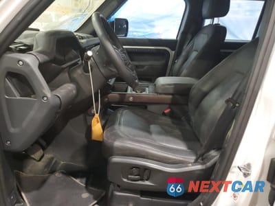 Zdjęcie 7 z 13 samochodu: 2024 LAND ROVER DEFENDER 110 X-DYNAMIC SE VIN:SALE27EU8R2245998 - miniatura