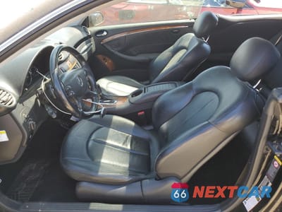 Zdjęcie 13 z 24 samochodu: 2007 MERCEDES-BENZ CLK 550 VIN:WDBTJ72HX7F209841 - miniatura